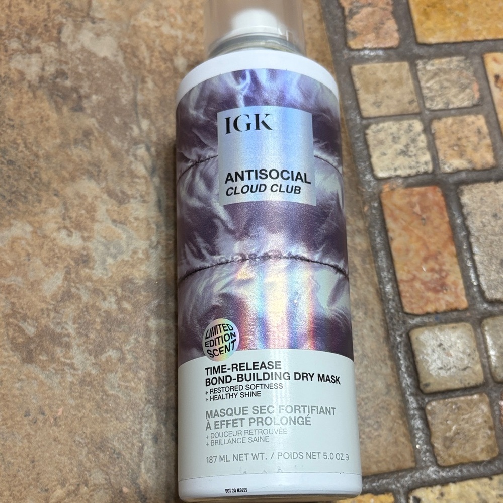Antisocial dry mask